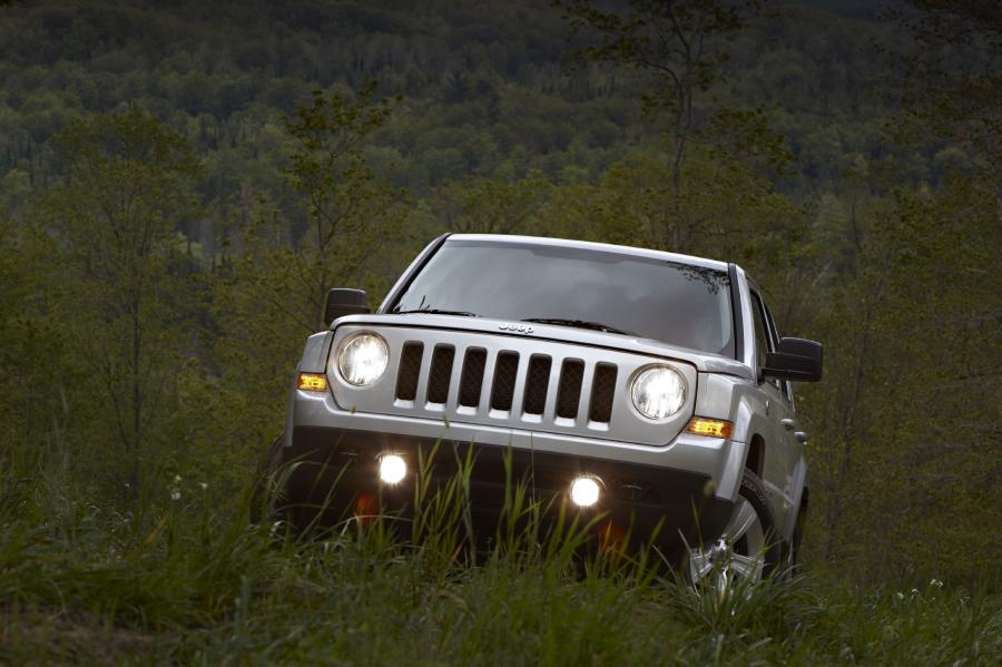  Jeep Patriot 2011 года  (фото 35 из 36)